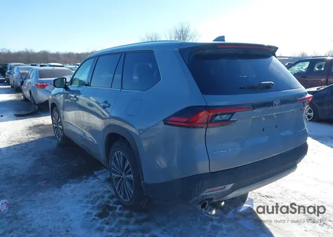 2025 Toyota Grand Highlander Hybrid Platinum Max z USA, uszkodzony, nr VIN 5TDADAB58SS020326